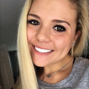 Meet your Posher, Keely